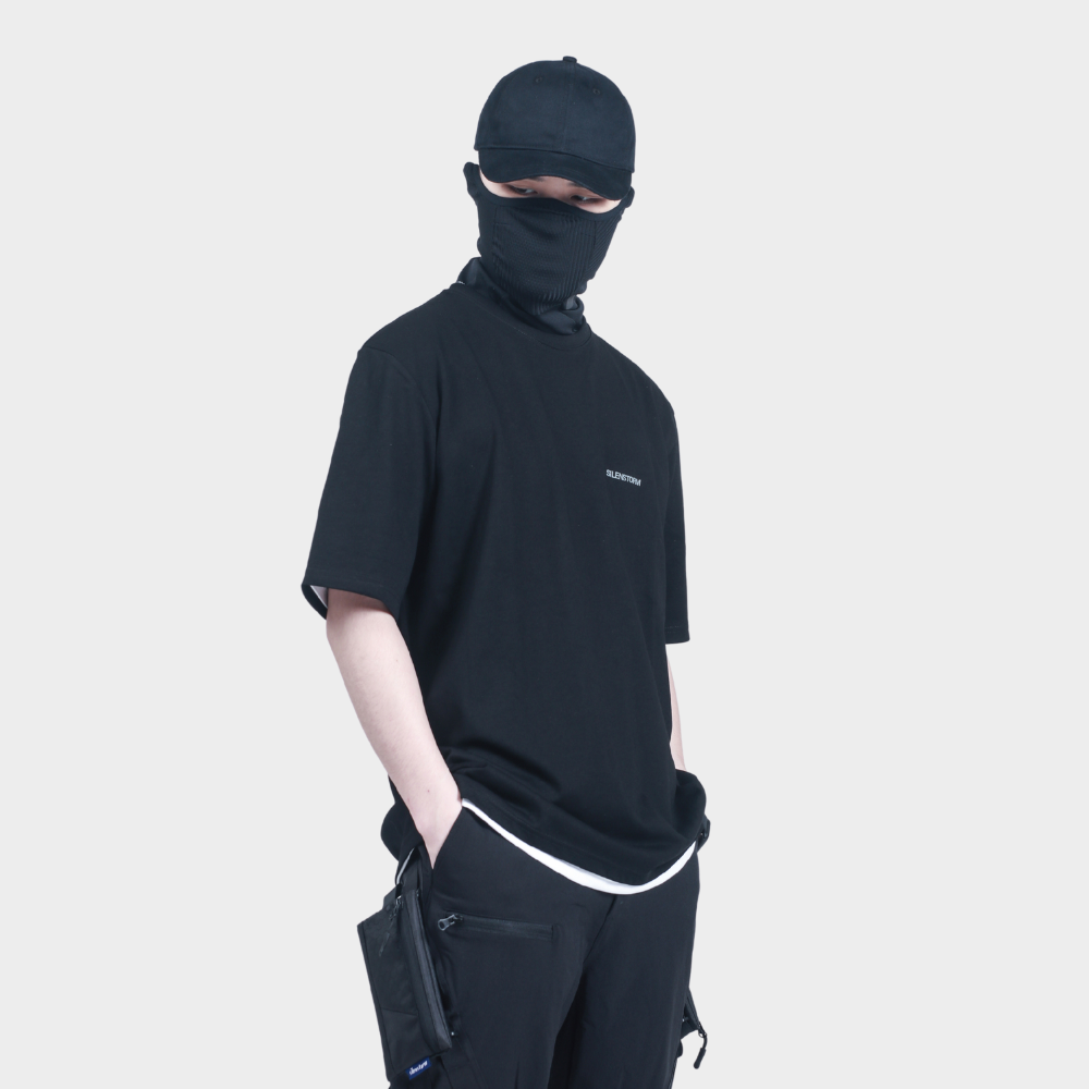 silenstorm techwear tshirt