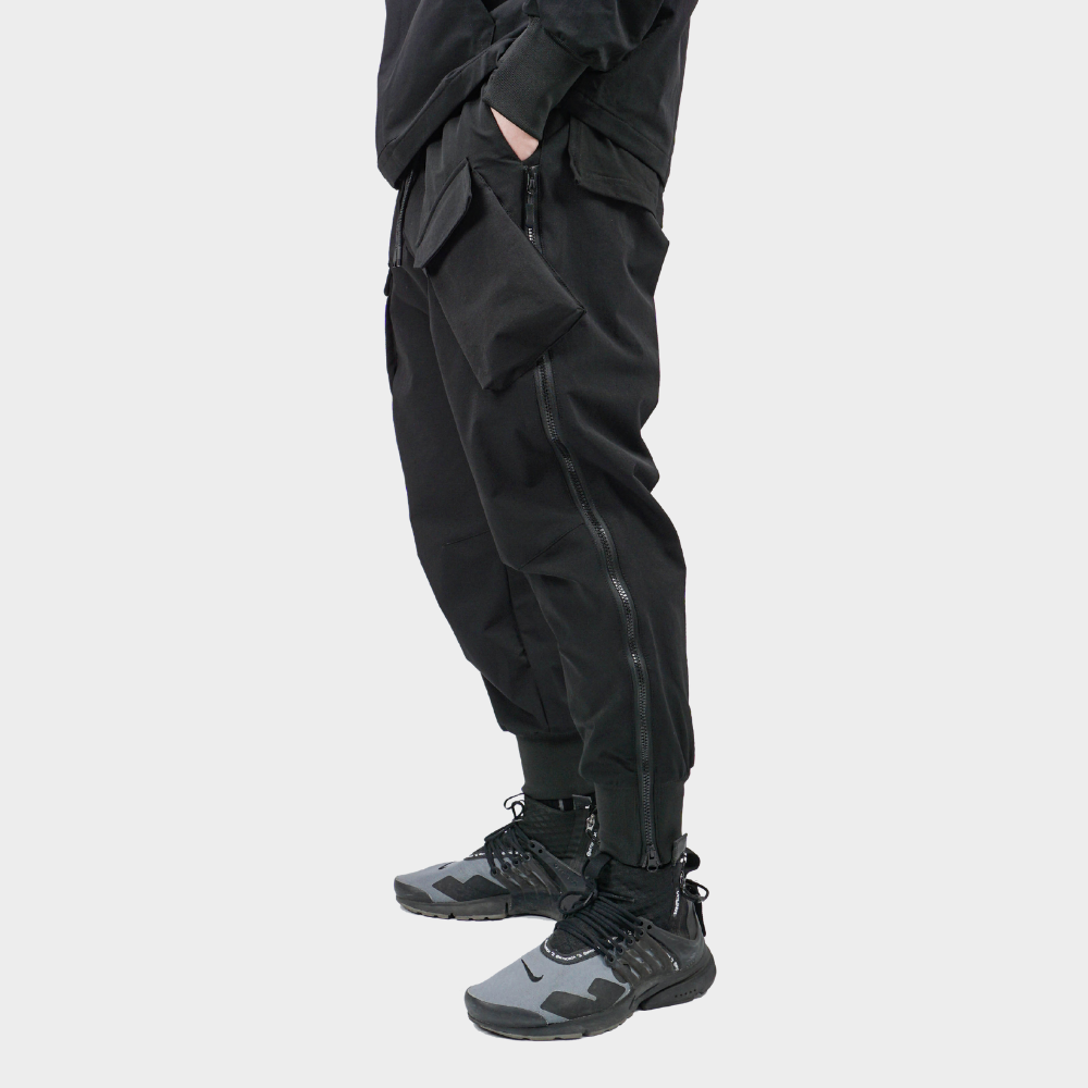Nike top techwear joggers